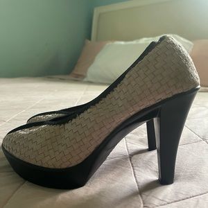Bernie Mev. Legend Heels